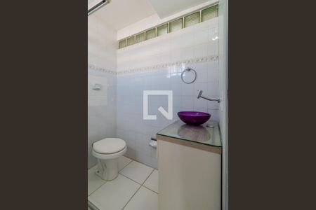 Banheiro de apartamento para alugar com 1 quarto, 28m² em Cidade Baixa, Porto Alegre