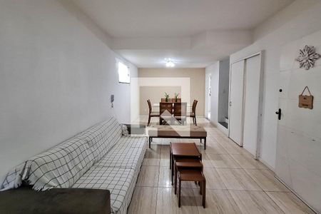 Casa de condomínio à venda com 106m², 3 quartos e 2 vagasSala