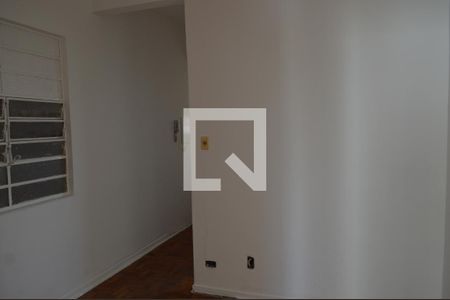 Apartamento para alugar com 77m², 2 quartos e sem vagaSala