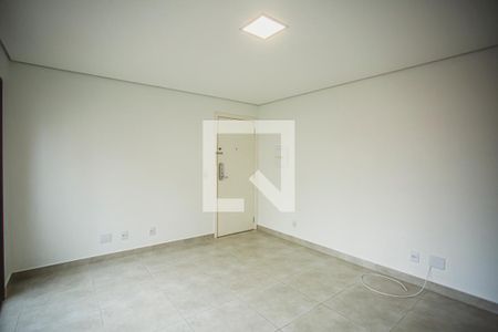 Sala de apartamento para alugar com 2 quartos, 100m² em Chácara Inglesa, São Paulo