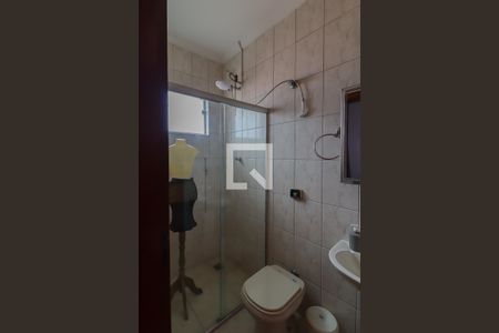 Casa à venda com 190m², 4 quartos e 2 vagas Casa à venda com 190m², 4 quartos e 2 vagasCasa 2