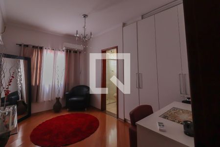 Casa à venda com 190m², 4 quartos e 2 vagas Casa à venda com 190m², 4 quartos e 2 vagasCasa 2