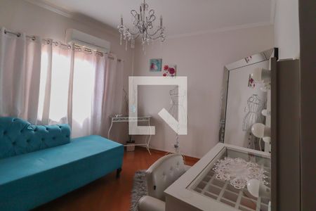 Casa à venda com 190m², 4 quartos e 2 vagas Casa à venda com 190m², 4 quartos e 2 vagasCasa 2