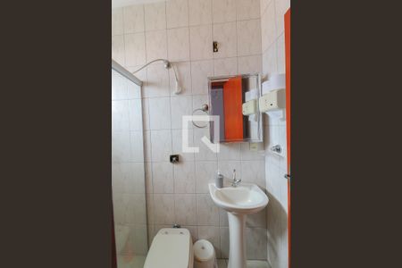 Casa à venda com 190m², 4 quartos e 2 vagas Casa à venda com 190m², 4 quartos e 2 vagasCasa 2