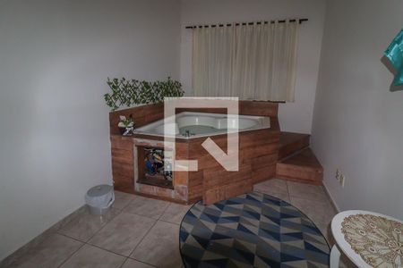 Casa à venda com 190m², 4 quartos e 2 vagas Casa à venda com 190m², 4 quartos e 2 vagasCasa 2