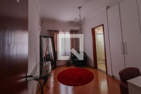 Casa à venda com 190m², 4 quartos e 2 vagas Casa à venda com 190m², 4 quartos e 2 vagasCasa 2