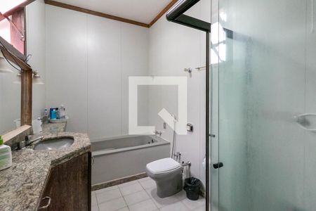 Banheiro de casa à venda com 3 quartos, 530m² em Santa Lúcia, Belo Horizonte