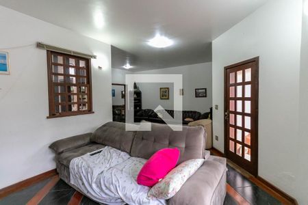 Sala de casa à venda com 3 quartos, 530m² em Santa Lúcia, Belo Horizonte