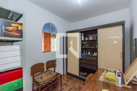 Quarto 1 de casa à venda com 3 quartos, 231m² em Dom Cabral, Belo Horizonte