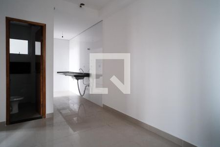 Sala/Cozinha de apartamento para alugar com 2 quartos, 39m² em Cidade Antônio Estêvão de Carvalho, São Paulo
