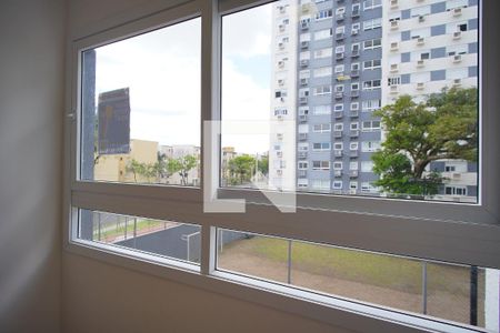 Sala - Vista de apartamento para alugar com 2 quartos, 59m² em Jardim Lindóia, Porto Alegre