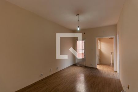 Sala de casa à venda com 4 quartos, 210m² em Vila Prudente, São Paulo