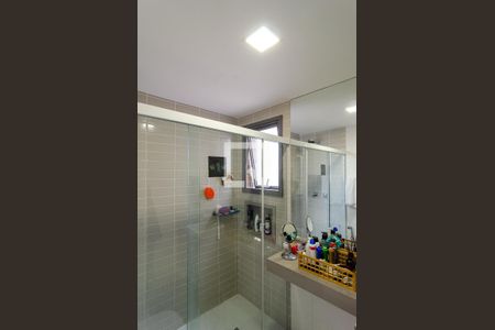 Apartamento à venda com 84m², 2 quartos e 1 vaga Apartamento à venda com 84m², 2 quartos e 1 vagaBanheiro da Suíte 1