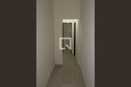 Corredor de casa para alugar com 2 quartos, 80m² em Centro, Duque de Caxias