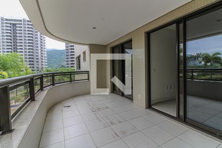 Varanda de apartamento à venda com 3 quartos, 122m² em Barra da Tijuca, Rio de Janeiro