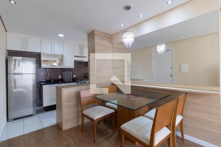 Salas de apartamento à venda com 2 quartos, 55m² em Vila Marieta, Campinas