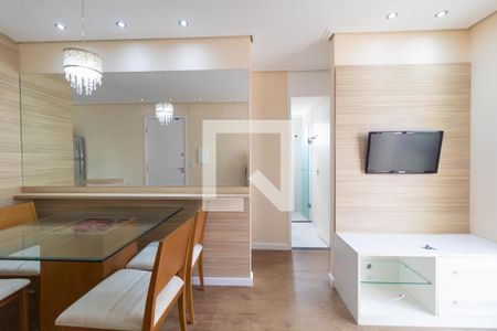 Salas de apartamento à venda com 2 quartos, 55m² em Vila Marieta, Campinas