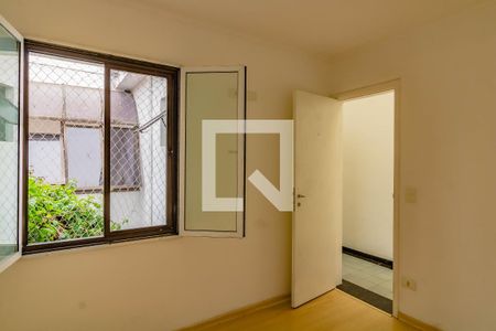 Quarto de casa à venda com 3 quartos, 142m² em Jardim Floresta, São Paulo