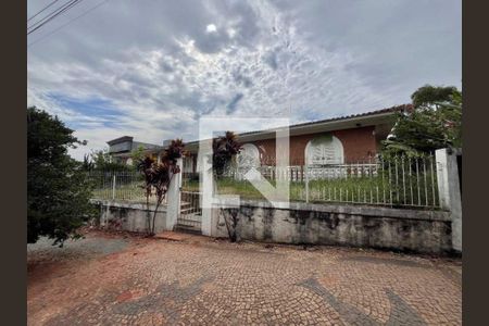 Casa à venda com 4 quartos, 678m² em Vila Brandina, Campinas