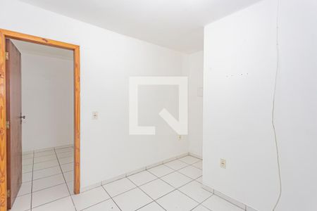 Sala de casa para alugar com 2 quartos, 68m² em Jardim Clímax, São Paulo