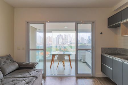 Sala/Cozinha de apartamento para alugar com 1 quarto, 38m² em Cidade Monções, São Paulo