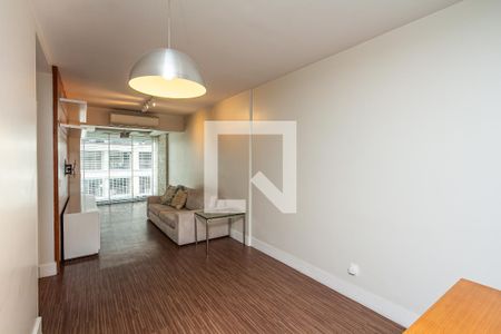 Sala de apartamento à venda com 2 quartos, 65m² em Itaim Bibi, São Paulo