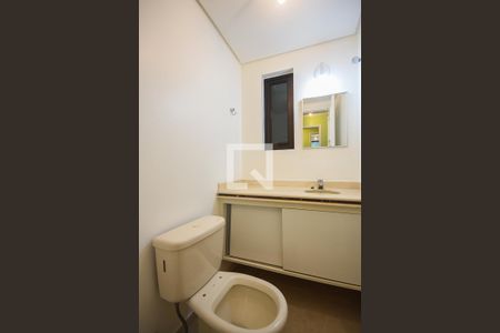 Banheiro de apartamento à venda com 4 quartos, 180m² em Vila Sonia, São Paulo