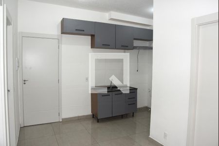 Sala/Cozinha de apartamento para alugar com 2 quartos, 54m² em Socorro, São Paulo