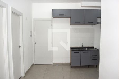 Sala/Cozinha de apartamento para alugar com 2 quartos, 54m² em Socorro, São Paulo