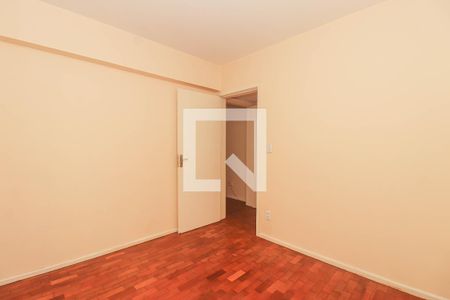 Quarto 1 de apartamento para alugar com 2 quartos, 66m² em Floresta, Porto Alegre