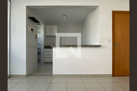 Sala de apartamento à venda com 3 quartos, 64m² em Heliópolis, Belo Horizonte
