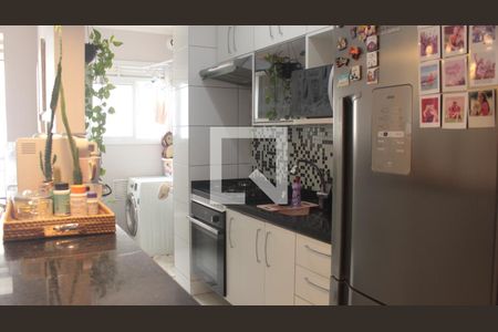 Cozinha de apartamento para alugar com 2 quartos, 54m² em Vila Andrade, São Paulo
