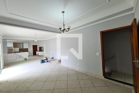 Sala de casa para alugar com 3 quartos, 220m² em Chácara Belenzinho, São Paulo