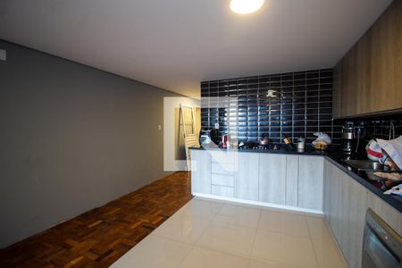 Cozinha de casa à venda com 6 quartos, 1100m² em Praia de Belas, Porto Alegre