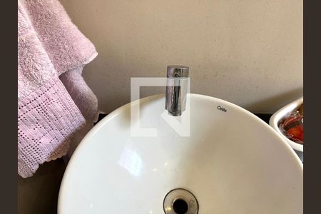 Lavabo de casa para alugar com 4 quartos, 350m² em Planalto Paulista, São Paulo