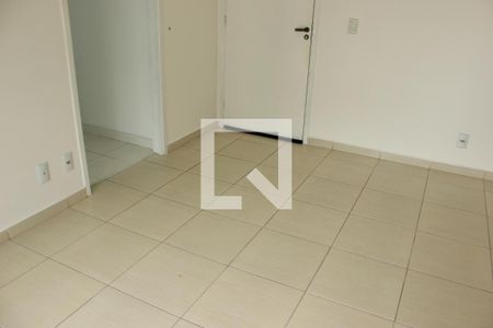 Sala de apartamento à venda com 2 quartos, 53m² em Jardim Flor da Montanha, Guarulhos