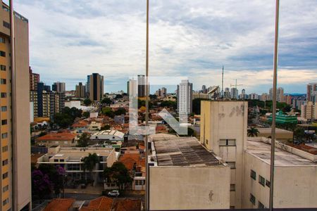 VISTA DA SACADA de apartamento à venda com 2 quartos, 58m² em Vila Itapura, Campinas