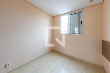 Quarto 1 de apartamento para alugar com 2 quartos, 44m² em Vila Alpina, São Paulo