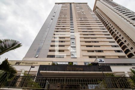 Apartamento para alugar com 54m², 2 quartos e 2 vagas Apartamento para alugar com 54m², 2 quartos e 2 vagasFachada