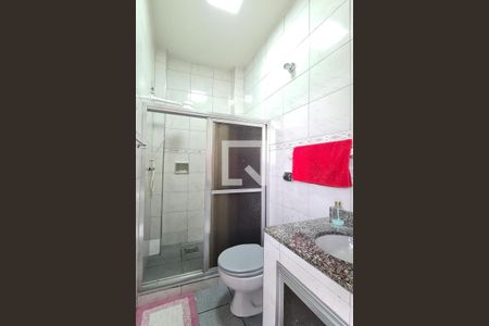 Banheiro de apartamento à venda com 1 quarto, 46m² em Higienópolis, Rio de Janeiro