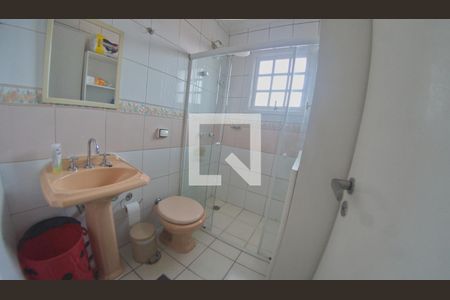 Banheiro de casa à venda com 3 quartos, 164m² em Jardim das Vertentes, São Paulo