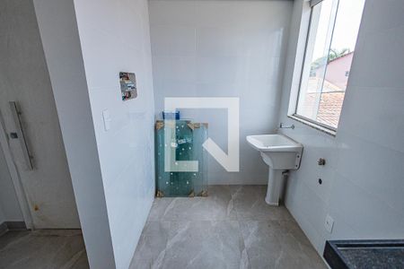 Sala / cozinha americana de apartamento para alugar com 3 quartos, 70m² em Letícia, Belo Horizonte