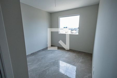 Quarto 1 / suite de apartamento para alugar com 3 quartos, 70m² em Letícia, Belo Horizonte