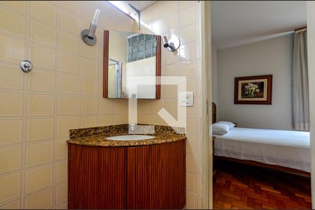 Banheiro de apartamento à venda com 4 quartos, 200m² em Icaraí, Niterói