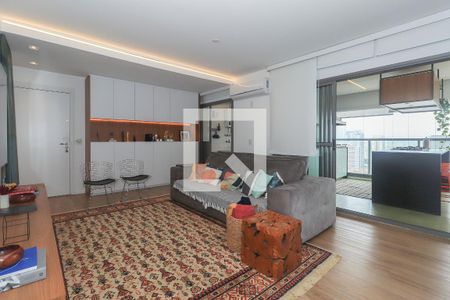 Sala de apartamento à venda com 3 quartos, 108m² em Vila Dom Pedro I, São Paulo