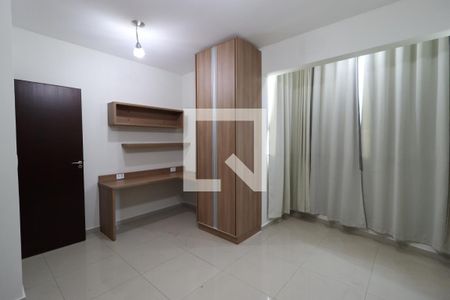 Suíte de apartamento para alugar com 3 quartos, 110m² em Umuarama, Uberlândia