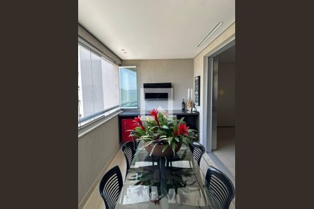 varanda de apartamento à venda com 3 quartos, 125m² em Vila da Serra, Nova Lima