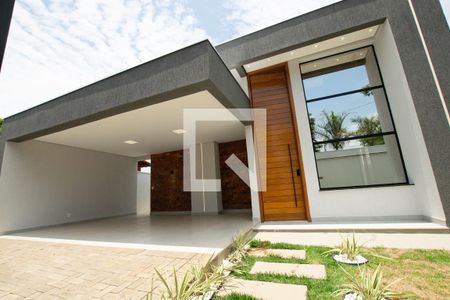 Fachada de casa à venda com 4 quartos, 165m² em Lundcéia, Lagoa Santa