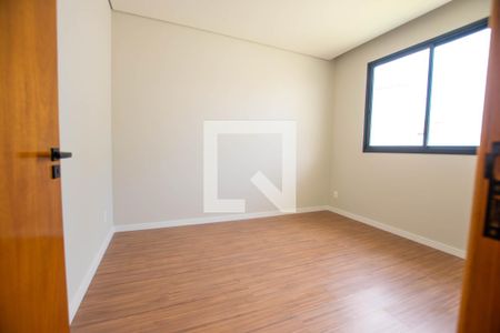 Quarto 2  de casa à venda com 4 quartos, 165m² em Lundcéia, Lagoa Santa