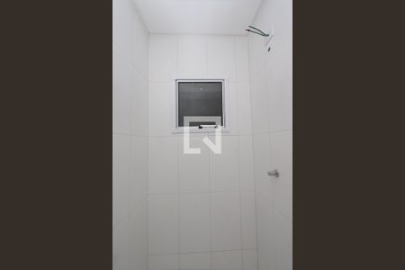 Banheiro de apartamento para alugar com 1 quarto, 39m² em Chácara Mafalda, São Paulo